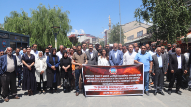 Ağrı Belediyesi Çınar ve Mazıdağı için dayanışma çağırısında bulundu.