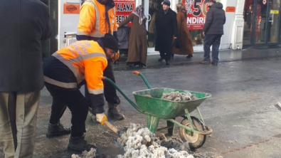 Ağrı Belediyesi’nden Karla Mücadele Seferberliği