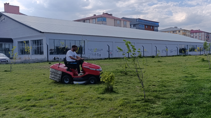 AĞRI BELEDİYESİ ARAÇ FİLOSUNU GÜÇLENDİRMEYE DEVAM EDİYOR 