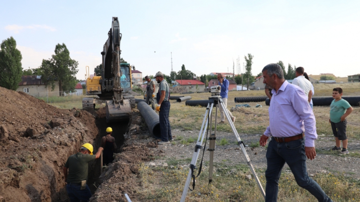 Ağrı’da 20 yıldır çözülemeyen altyapı sorunu çözüme kavuştu.