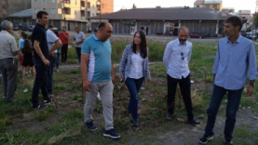 Ağrı Belediyesi Cumhuriyet Mahallesinde yeni park alanı oluşturuyor