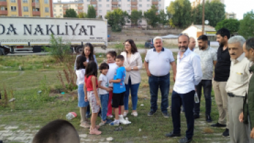 Ağrı Belediyesi Cumhuriyet Mahallesinde yeni park alanı oluşturuyor