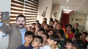 Başkan Sayan, Ahmed-i Hani Kültür Merkezini Ziyaret Etti